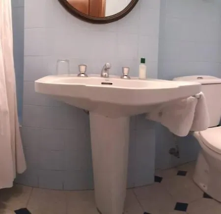 ゲストハウス Covadonga