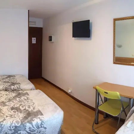 Covadonga 2* ヒホン