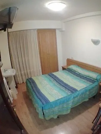 Гостьовий будинок Covadonga Хіхон