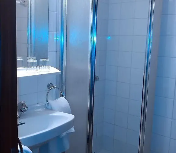 招待所 Covadonga 2*